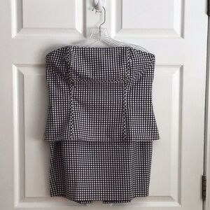 🛍️🛍️ WHITE HOUSE BLACK MARKET 🛍️🛍️.  GINGHAM PATTERN 2 PIECE SET